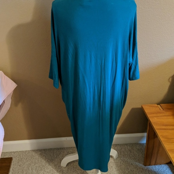 Lularoe Irma - Picture 3 of 5